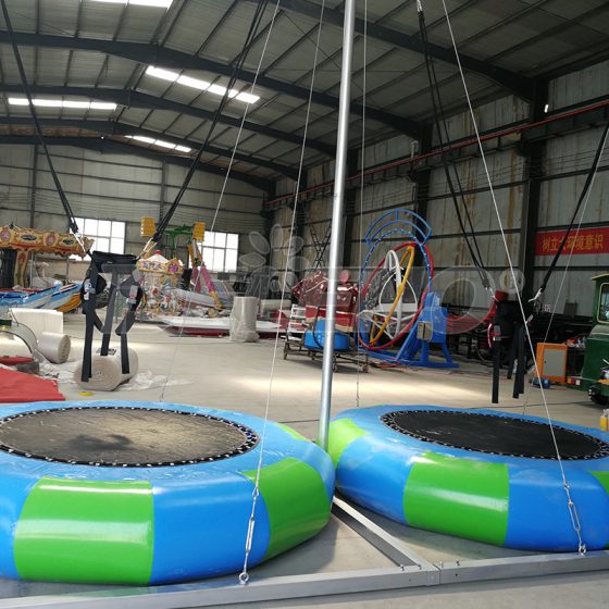 Inflatable 2-person Bungee Trampoline