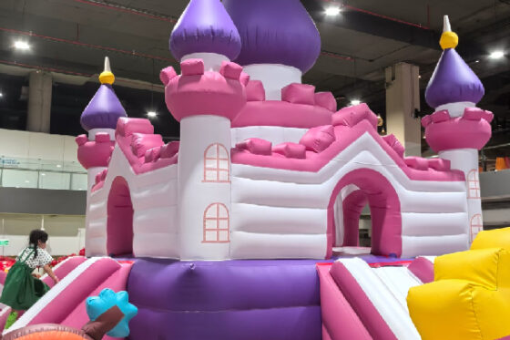 ECUAQUIMICA’s Inflatable Castle Success Story​