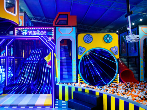 Explore at Deleno’s 1,200 m² Equipment Exhibition Hall