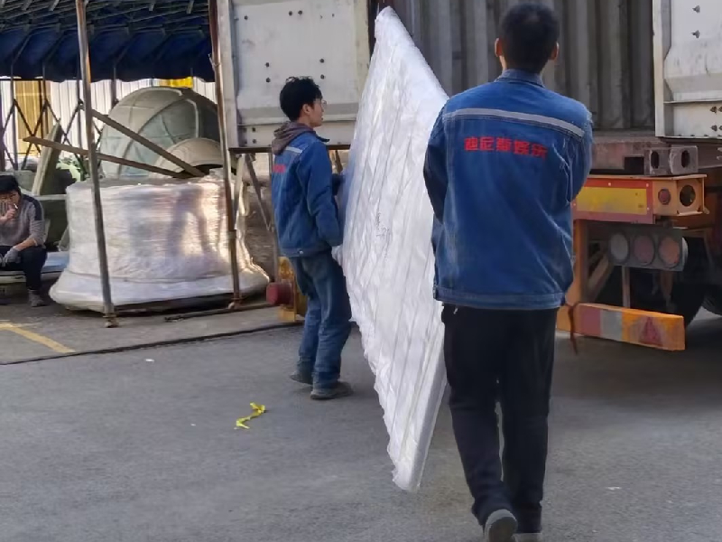 Customized indoor playground manufacturing process