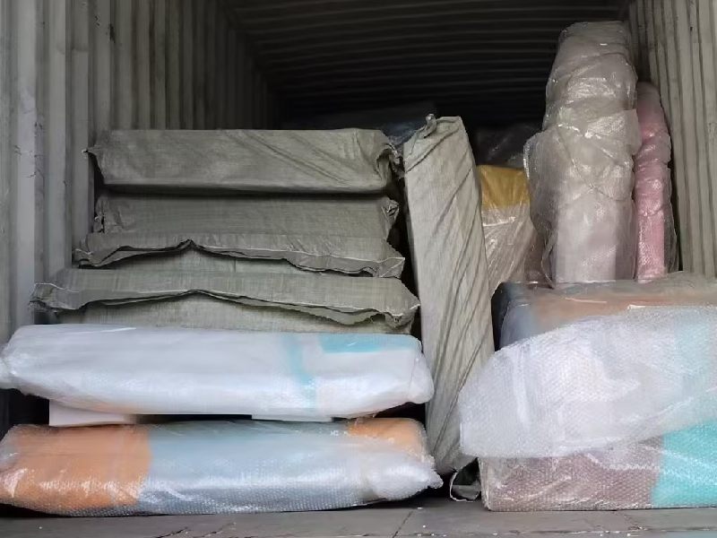 Indoor playground container loading inspection